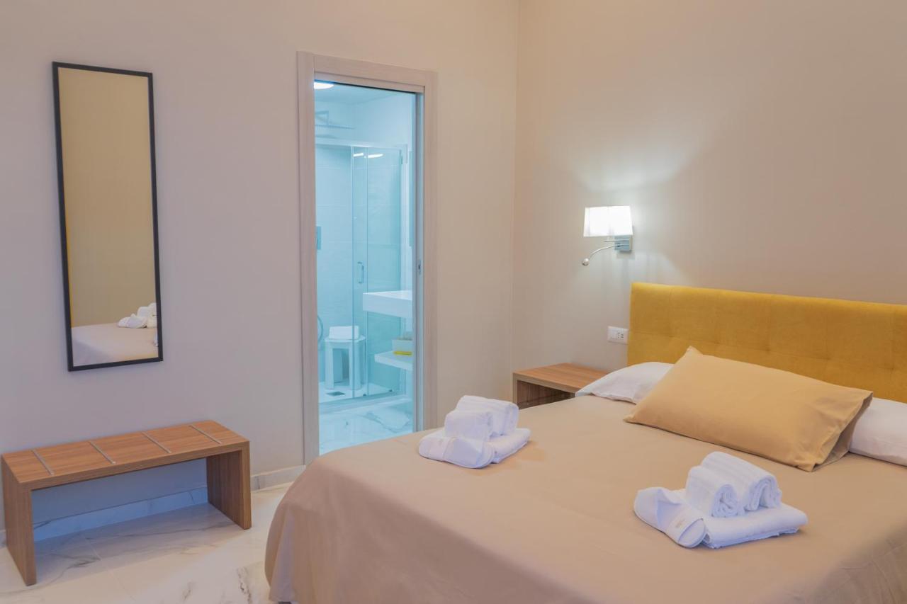 Le Suite Crotone Dış mekan fotoğraf